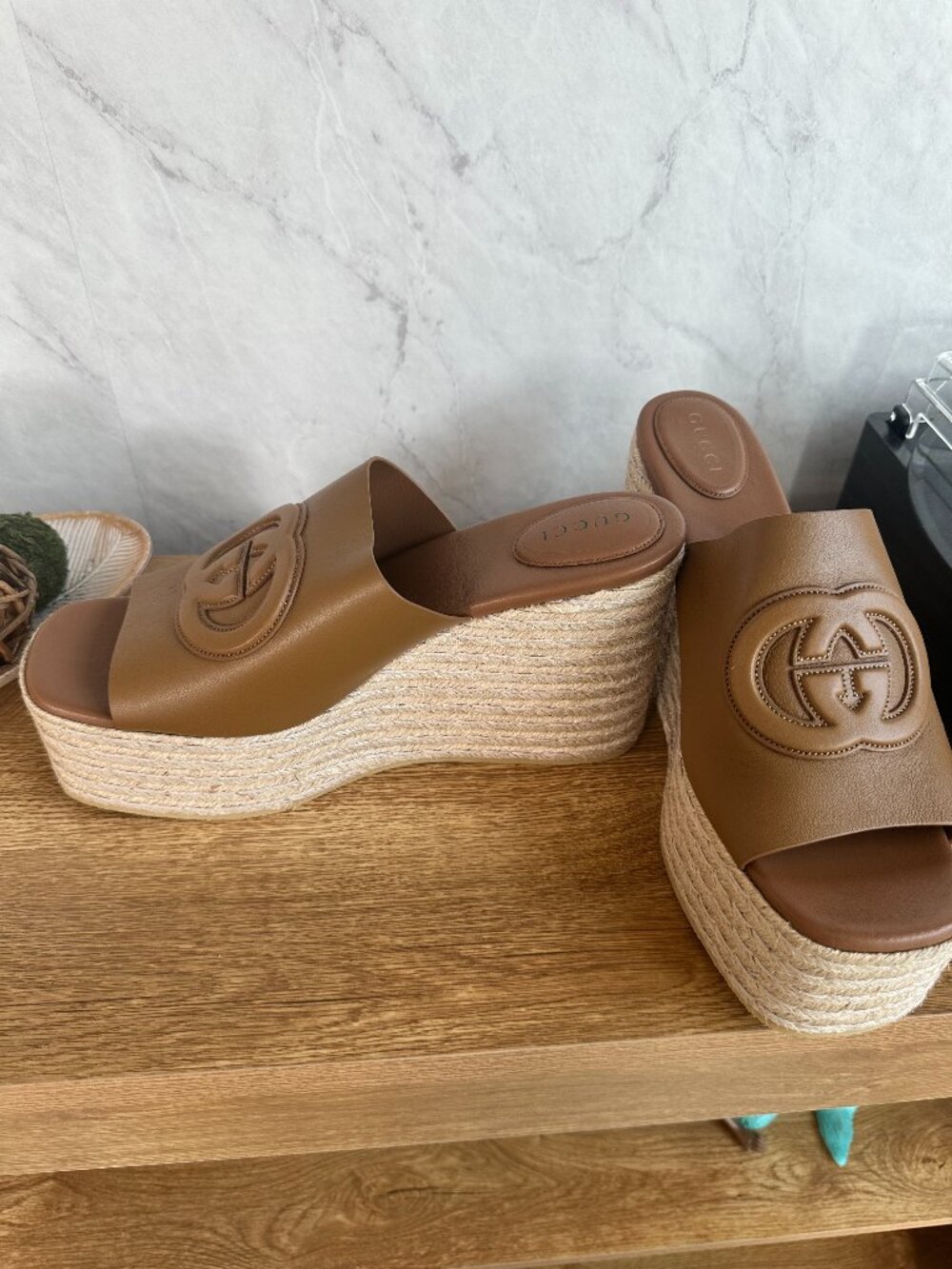 AUTHENTIC!! NEW IN BOX!! Gucci Interlocking GG Leather Espadrille Wedges